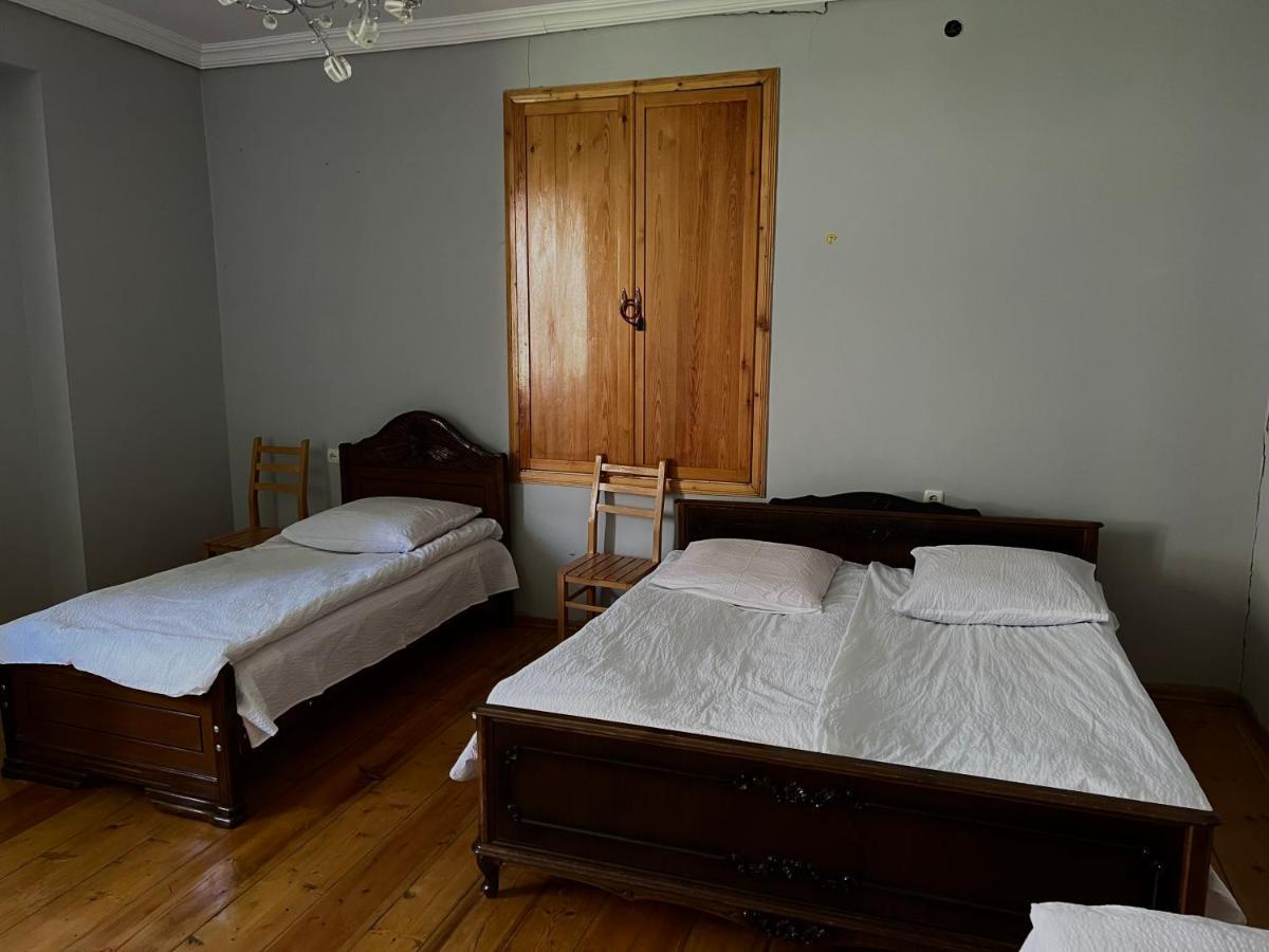 Guesthouse Kostava 72 Kazbegi Exteriör bild