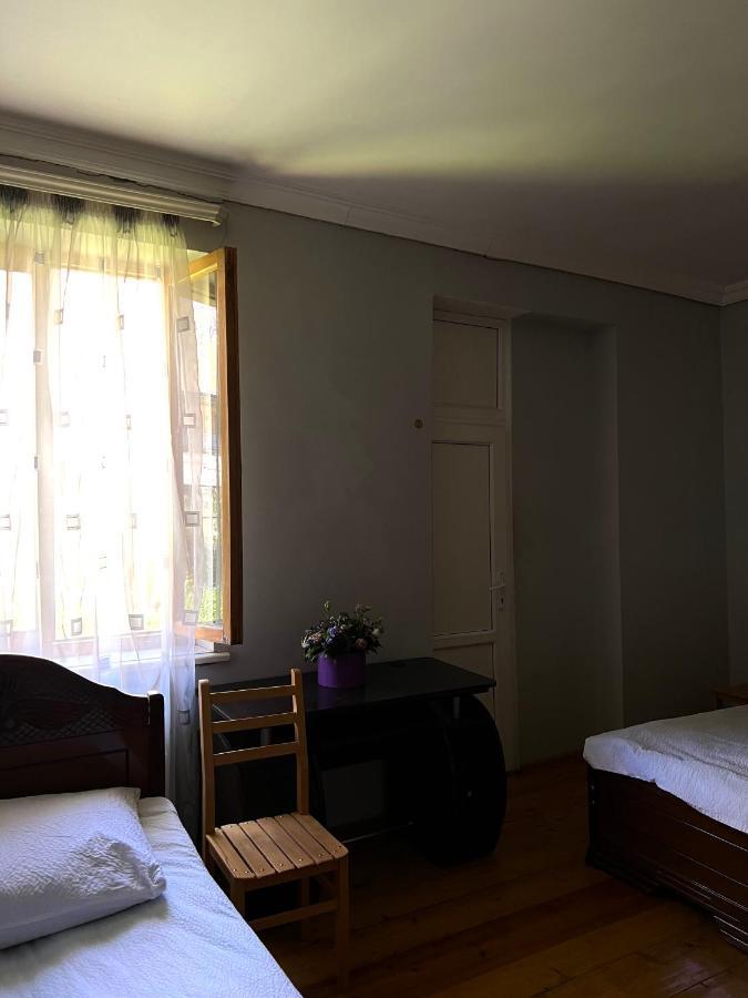 Guesthouse Kostava 72 Kazbegi Exteriör bild